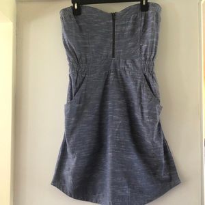 Strapless sweetheart dress with pockets